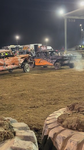 The hammer! #jimbosderbyshop #fullsize #demolitionderby #derby #superstock #Deadman | JimBo's Derby Shop