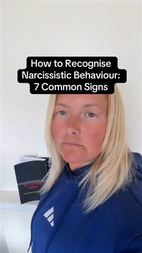 How to Recognize Narcissistic Behaviour: 7 Common Signs Spotting narcissistic behaviour can be tricky because it often hides behind charm or confidence. But here are 7 clear signs to watch out for: 1. Grandiose Sense of Self-Importance Narcissists act like they are more important or talented than anyone else. They exaggerate their achievements and expect to be treated as special. 2. Preoccupation with Fantasies of Success or Power They are obsessed with dreams of unlimited success, power, brilli