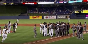Benches clear in D-backs-Marlins matchup
