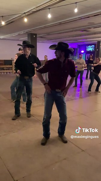 Bomshel Stomp Line Dance Instructions and Choreography