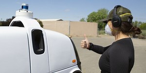 Delivery robots move medical supplies to help with COVID-19 response