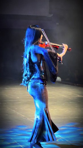 Si con el tiempo no has olvidado nuestra promesa 🥀🖤#violinista #fabiolajaramillo #parati #ecuador