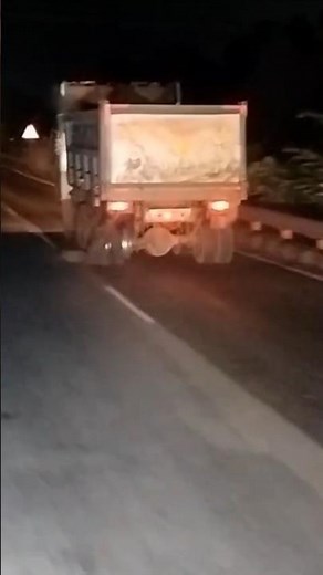 Why Truck Tire Explosions Are So Dangerous