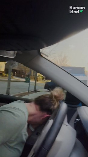 She convinced her besties to look at a house with her, but then she pulled into their neighbor’s driveway to reveal a big secret. #humankind @erinnoneflightaway #goodnews #hopecore #bestfriends | Humankind