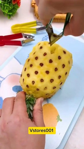 368K views · 1.5K reactions | Seed Remover Pineapple Eye Peeler Corers朗 (Link No -244).  https://tr.ee/X0zgV6FSQw #reels #viralreels #SeedRemover #pineapple #pineappleeyeremover #fbreels #vegtablecutter #kitchenappliances #eyepeeler #reelsfb #tredingreels | Vstores001 | Facebook