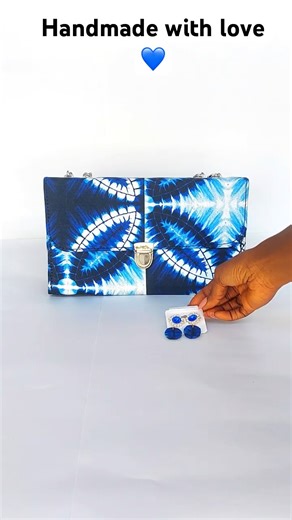 🤩Stunning Ankara Bag & Matching Earrings | Handmade Afrocentric Fashion Set You’ll Love!