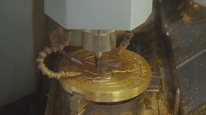 13K views · 205 reactions | Look. At. This! This is a 15kg gold coin - the largest produced in Royal Mint history! It has been made to celebrate Her Majesty The Queen's Platinum Jubilee and took 400 hours to make! Just look at the skill of our Master Tool Maker to capture those beautifully intricate details by hand. | The Royal Mint | Facebook