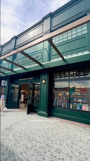 Fashion spree Liverpool Outlet Mall