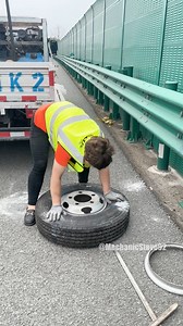 412K views · 6.3K reactions | Highway Rescue Guide Wheel Replacement #HighwayRescue #TruckRepair #EmergencyRescue #WheelReplacement #MechanicLife #RoadsideRepair | Mechanic Steve | Facebook