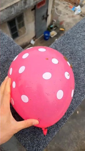 Experiment: Dropping water-filled balloons from a height💥🎈 #balloon
