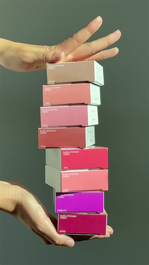 Enticing Lip Shades: Your ASMR Guide to Entropy Makeup