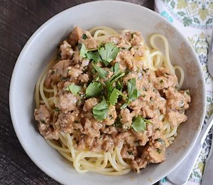 Thanks to these 30-minute Dan Dan noodles, dinner night has never been easier! So fast, so easy, and so scrumptious, the Asian-style sauce knocks it out of the park with flavor. GET THE RECIPE: https://www.melskitchencafe.com/dan-dan-noodles/ | Mel's Kitchen Cafe