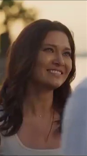 Tekrar Aşık Olmaya İnanıyor Musunuz? İkinci Şans Filmini Hemen İzleyin! ❤️ #nurgülyeşilçay #shorts