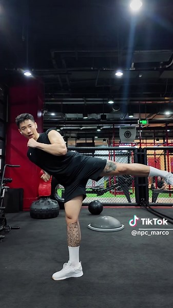 Sidekick Technique in BODYCOMBAT for Better Kicks