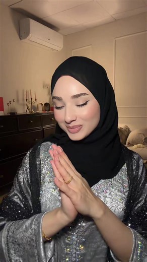 تدرون هذا المكياج كله مسويته بمنتجات رخيصة 😇👆🏻 اسم العدسات نهاية الفيديو من براند bebo lashes _ كود خصم ناي عراق هو : suma @Naay Iraq