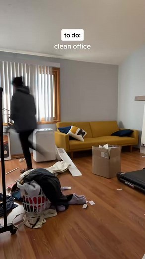 308K views · 3.8K reactions | Time to make a timelapse of things I don’t want to do. It works every time! #timelapse #productivity #tryingmybest | Elyse Myers | Facebook