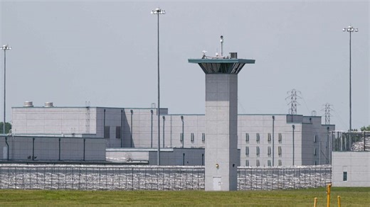 Union officials warn of 'dire' situations at South Florida federal prisons