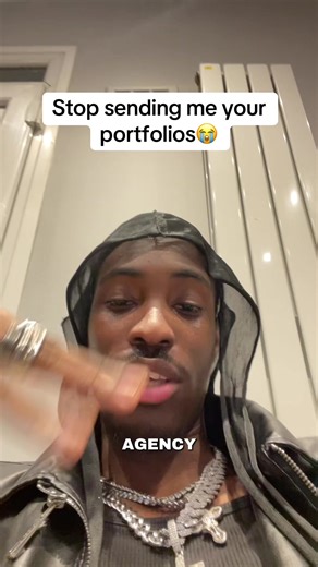 Essential Guide for Aspiring Graphic Designers