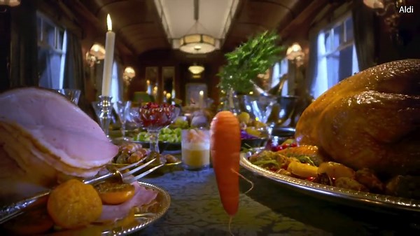 Aldi spreads the festive cheer in its 2017 Xmas advert
