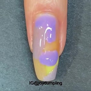 🍂 Show us your autumn mood in emojis. 🥧⁣⁣⁣⁠ Here's ours: 😩😩😩. Actually, that's just our 2020 mood. ⁣⁣⁠ 🙂 Need a mood boost? This quick manicure tutorial by @joydumpling might help to uplift your fall spirits! 👻⁣⁠ 💅 Want the look? This @manixmebox plate from Fall 2019 is still available in our subscriber exclusive shop: https://maniology.com/collections/mani-x-me-exclusives ⁣⁠ ⁣⁠ Mani x @joydumpling | Maniology