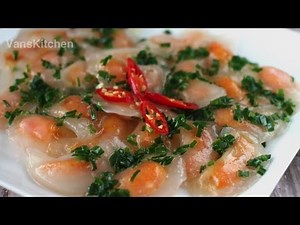 Banh bot loc tran (Vietnamese tapioca dumplings)