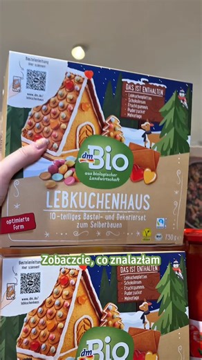 dm Polska on Instagram: "DIY, które… można zjeść? 🎄🏠 Dokładnie tak - poznajcie limitowaną nowość w dm, czyli domek z piernika od dmBio 🫶🏻 W zestawie znajdziecie: 🍬 żelki i czekoladowe drażetki, 🍪 wegański piernik w kształcie domu do złożenia, 🫧 cukier puder. Zrobilibyście takie świąteczne DIY? 🍪 Skomentujcie, jeśli chcecie zobaczyć od nas tutorial w grudniu ⤵️ #dmbio #piernik #dmpolska #drogeriadm domek z piernika • diy • święta • zrób to sam"
