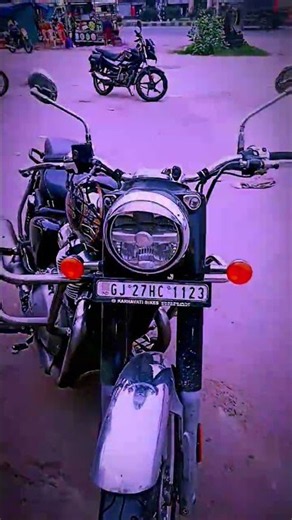GJ 07 Battalion Black vs GJ 27 Classic 650 | Real Road King Kaun? Royal Enfield Battle#royalenfiled