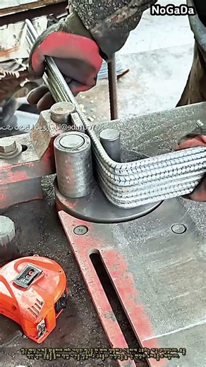 Incredible Efficiency in Rebar Bending #worker #process #rebar #bending #machine