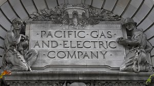 PG&E estimates 21,000 customers could lose power this weekend due to weather conditions | Update