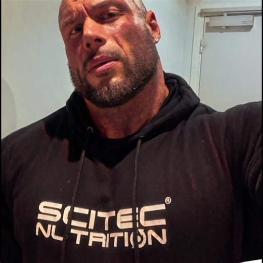 Pré-training ⚡️Post-training @ScitecNutrition @ScitecPro #training #musculation #bodybuilding #strongman #workhard
