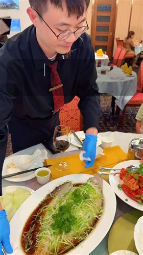 3.3K views · 449 reactions | ✨ How do you eat whole steamed fish? At...