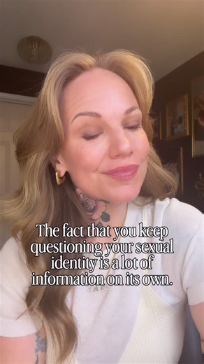 Erin Brown 🏳️‍🌈 on Instagram: "You should be listening to my podcast. 🩷"