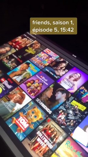 Répondre à @jul1en_n desole de mon absence j’avais un problème de téléphone :( #pourtoi #viral #netflix #friends #rupture ✨