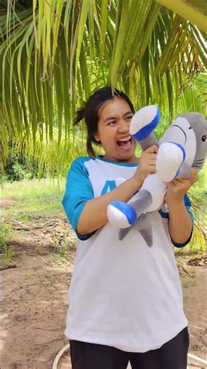 Squid game doll prank on mom 🥰🍭#squidgame #viral #shorts