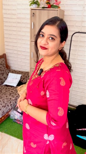 Satin Attires on Instagram: "🧚🏻‍♂🧚🏻‍♂ ✨ New Arrival Alert! ✨ Indulge in elegance of our Kurthi Raw silk with zari work with all over Buttis and pant with straight cut one side pockets with hand work and mirrors works Fit Normal Lining cotton 🧚🏻‍♂🧚🏻‍♂ 👗 Sizes Available: m L xl xxl 3xl Check for sizes S ;35-36 M: 37-38 L: 39-40 Xl : 41-42 Xxl 43-44 3xl 45-46 Armpit to armpit 🎨 colors pink mehendi green yellow mix green sea green Marron 🛍 Note: Please choose one size larger for the perfe