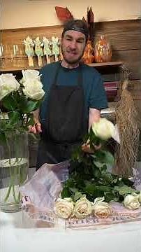 Important information about roses 🌹 #roses #florist #flowers #flowershop #floristryideas #flowerm...
