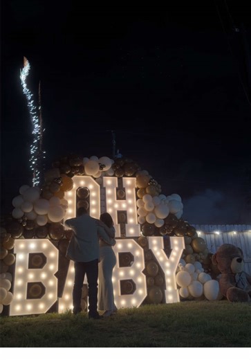 Nuestro corazón está lleno de alegría de haber sido parte de este momento tan especial. 🧸🤎 Entre tanta emoción, abrazos y lágrimas llegó la sorpresa más dulce… ¡Es una niña! 💗✨ Collaboration @JR_Marqueez_Balloons Thank you @angel_usmc1812 for trusting us!