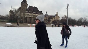 Remind me never to go ice skating... | FailArmy