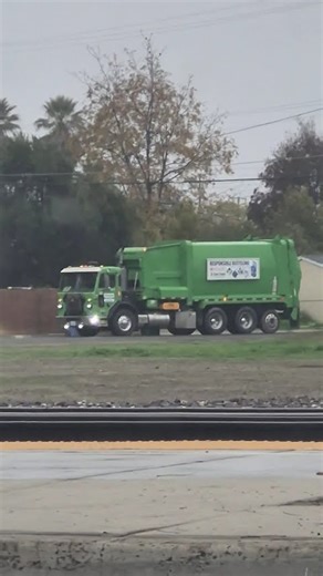 side loader garbage truck at Corcoran ca