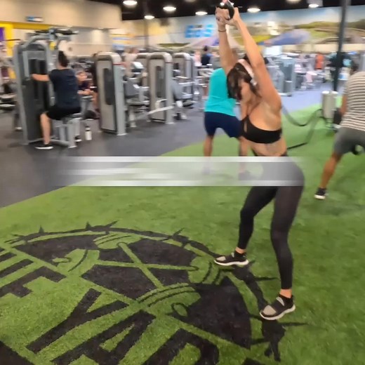 EōS gives you the vibes and the value. Amenities that slay. Workouts that stay. Gym Better ™, live bolder. | EōS Fitness