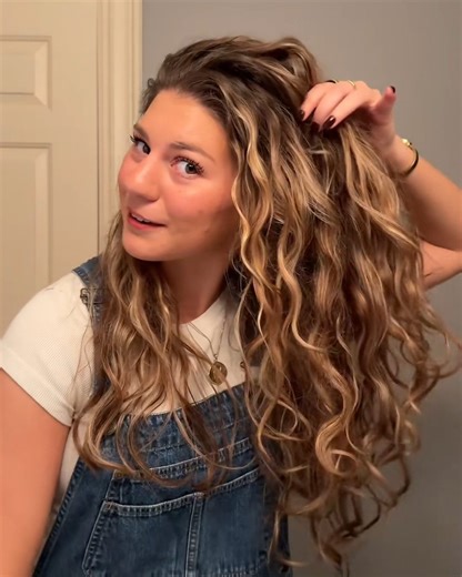 Conair on Instagram: "Flat, dull curls? Not on @aannaprimaveraa’s watch. She brings the bounce and shine back to her curls using the Infinitipro Steam Therapy Hair Steamer ✨ #CurlyHairRoutine #HairTok"