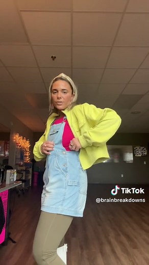 Wacky Wednesday Outfit of the Day | Teacher Fashion Inspiration