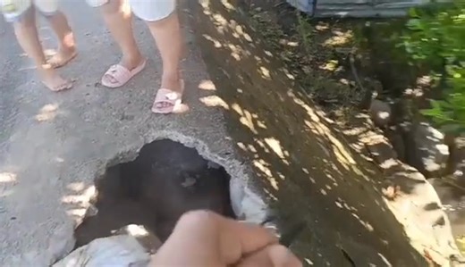 DPWH-10 ASSESSES DAMAGED DIKE IN OPOL AFTER VIRAL VIDEO WATCH: DPWH Regional Office 10 has begun inspecting a damaged portion of a flood control dike in Barangay Igit, Opol, Misamis Oriental, after a video showing structural damage went viral on 25 November. Engineers reported a one-meter-wide hole and erosion beneath the structure along the Buncalalon River, which compromised the embankment. Residents installed sandbags as a temporary measure, while DPWH seeks Quick Response Fund support for im