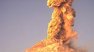 Popocatepetl Volcano Near Mexico City Erupts Again