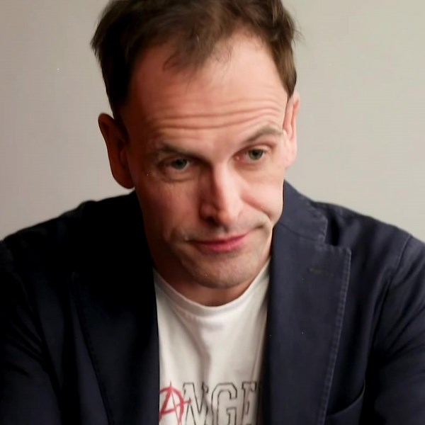 Celebrating Johnny Lee Miller: A Cinematic Tribute