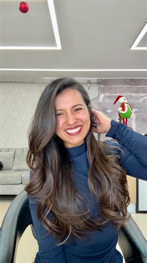 Shirley Tuesta on Instagram: "Mis mechas balayage morena iluminada 💫"