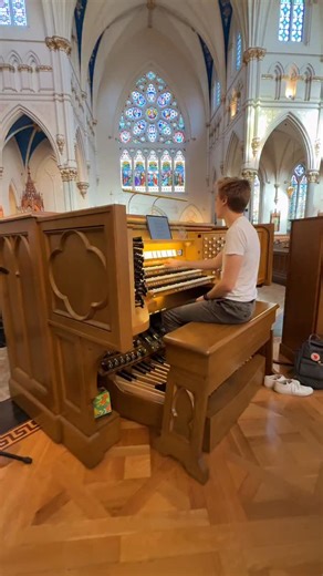 14K views · 3.2K reactions | One of my favorite movements from the Fantasie!  #organ #church #kirche #churchorgan #organistsofinstagram #organist #orgue #opera #classical #classic #musik #music #erie | Paul Fey - Organist & Composer | Facebook