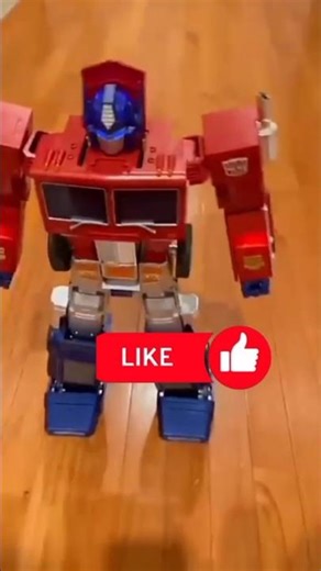 Truck Turns Into Robot 🤯 | Amazing Transformation #shorts✨