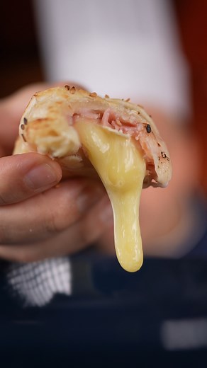 Camembert cheese with bacon and puff pastry, very runny 🤤 👇 Ingredients: - 1 raw-milk Camembert - 16 slices of bacon - 2 rectangular puff pastries - Sesame seed - 2 tablespoons of milk or 1 egg yolk - Cook for 20 à 25 minutes à 180°c #asmr #cooking #recipe #cheese #camembert #reels | Chef Jean-Nours