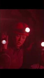 🥶The Descent, one of the most claustrophobic horror films of all time